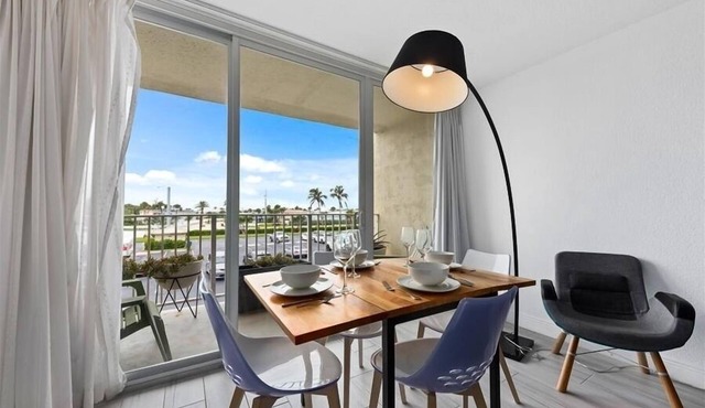 Beach Condo/High-End Finishes/Island Beach Resort/No Cleaning Fee/Condo 212