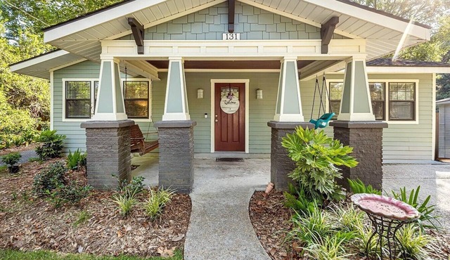 Beach Cottage Lafayette Circle