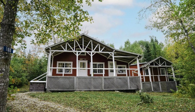 Beach Cottage - White Birches - Hubbards Beach