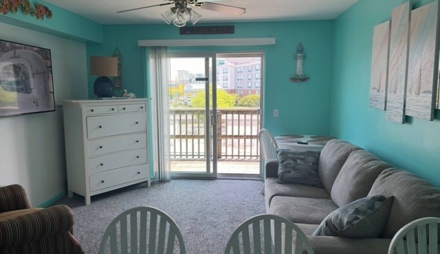 Beach Days & Bay Sunsets. Your Easy OCMD Escape!