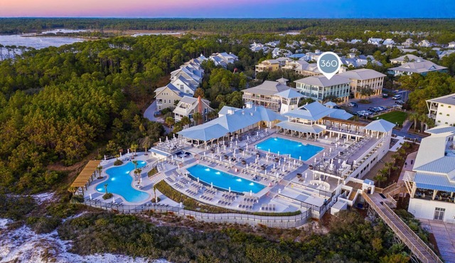 Beach District! South of 30A! Close to Beach Club!