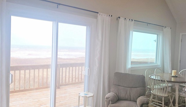 Beach Front 3 bedroom vacation home in Tignish