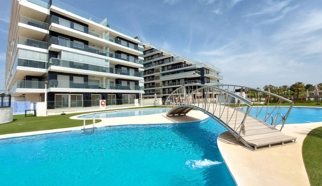 Beach front apartment in TORRE LA SAL