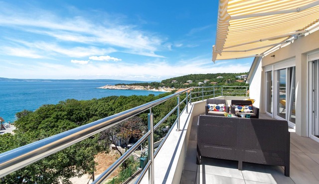 Beach front apartment in Povile with WiFi