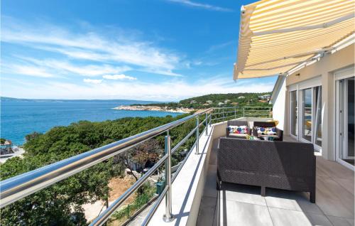 Beach Front Apartment In Povile With Wifi