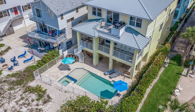 Beach Front Breeze Paradise – Gulf-Front Luxury w/Heated Pool, Hot Tub, Balconies & Sunset Views