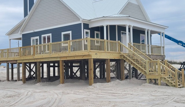 BEACH FRONT GULF SIDE, huge decks and Ocean Views! Newly remodeled, like new!