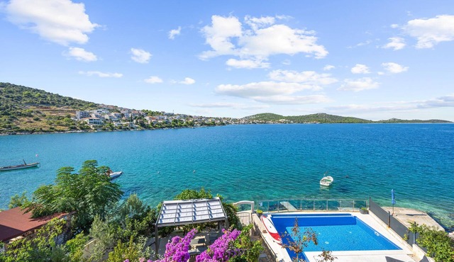 Beach front home in Kalebova Luka