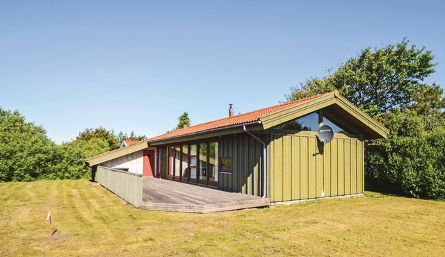 Beach front home in Fjerritslev with sauna