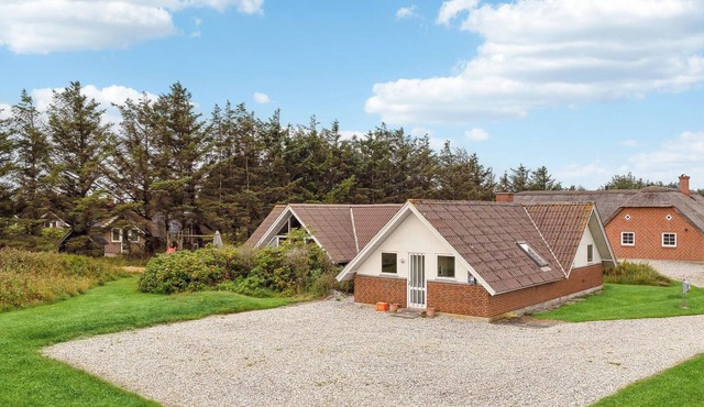 Beach front home in Ringkøbing with sauna