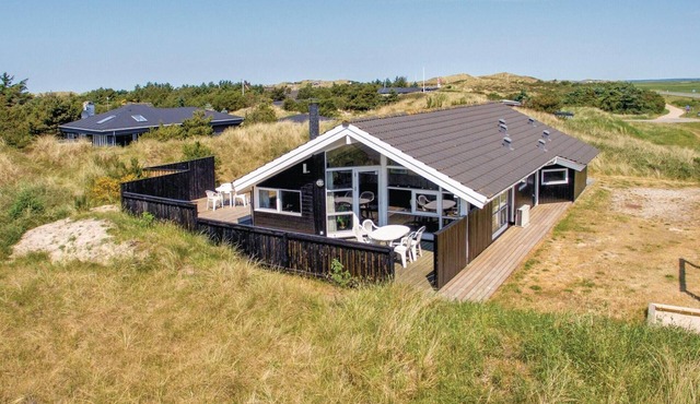 Beach front home in Ringkøbing with sauna