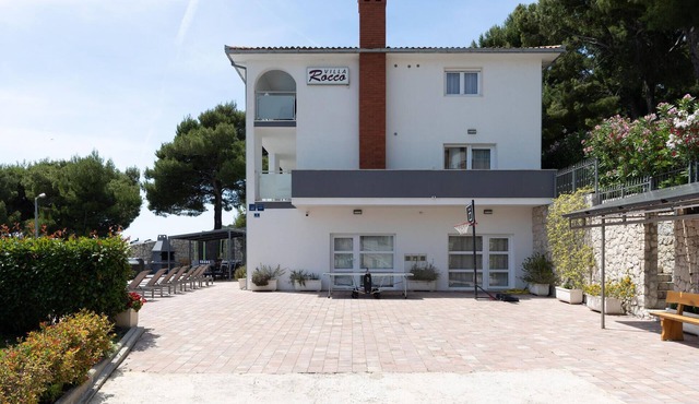 Beach front home in Duce