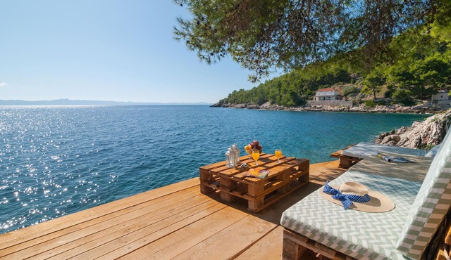 Beach front home in Gdinj with WiFi