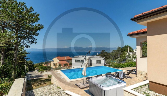 Beach front home in Kostrena