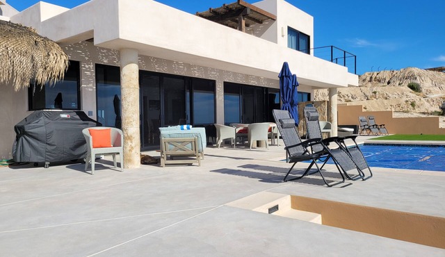 Beach front home located in La Fortuna