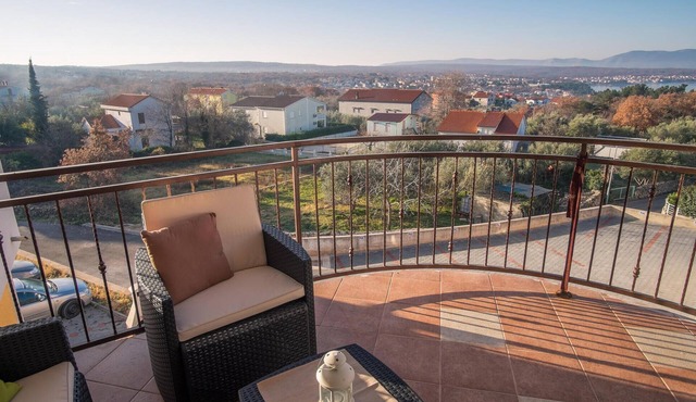 Beach front apartment in Sveti Vid Miholjice