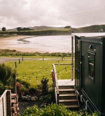 Beach Front Oasis - Catlins, Jacks Bay