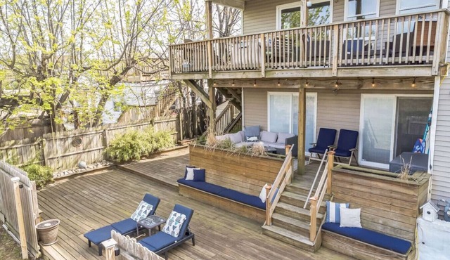 Beach front oasis - Hot tub - Sleeps 7