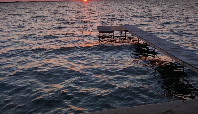 Beach-Front Private Paradise Directly on Lake Simcoe