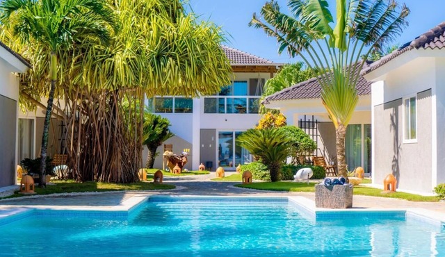 Beach Front, spacious 5-bungalows in gorgeous Sosua, Cabarete, fully staffed.