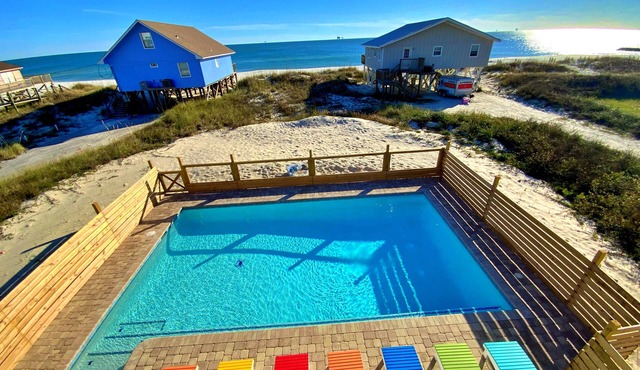 Beach Front w/Private Pool & Pet Friendly!