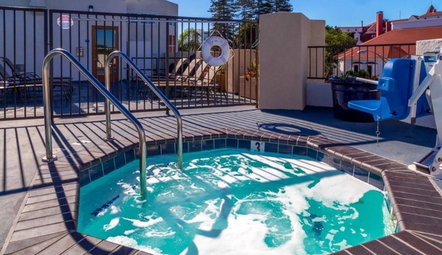 Beach Getaway | 2 Bedroom Suite | Kitchenette | Coronado Beach