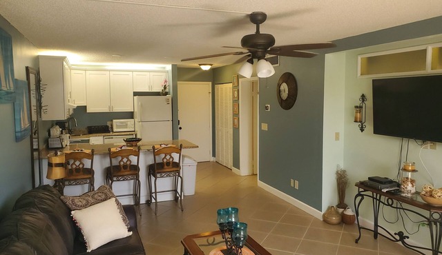 Beach Getaway with lots to do in Hutchinson Island