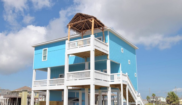 BEACH HANSON 3 NEW Construction with pool and spa
