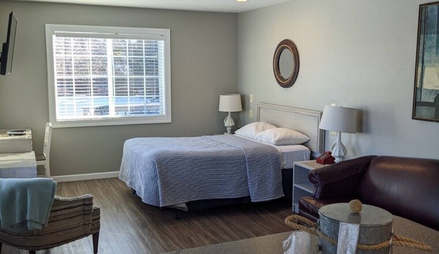 Beach Harbor Resort - Studio Cottage