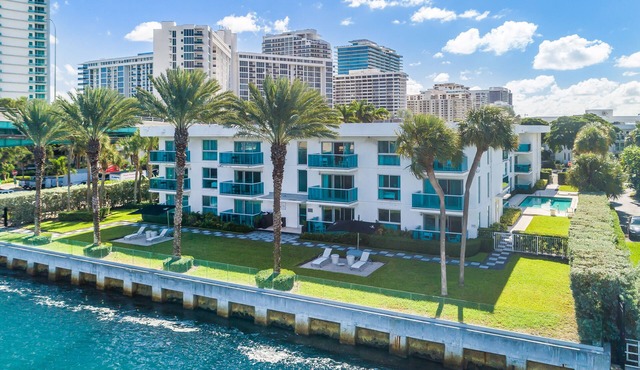 Beach Haus Bal Harbour