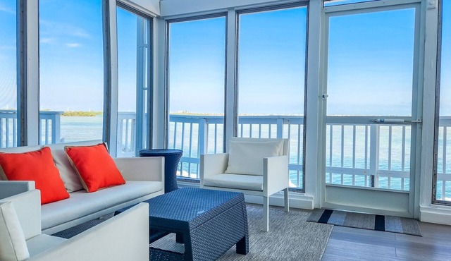 Beach Haven: Modern 4-Bed/2-Bath Single Family Home with Breathtaking Open Water