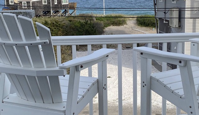 BEACH HAVEN RI - FULLY STOCKED BEACH HOUSE!