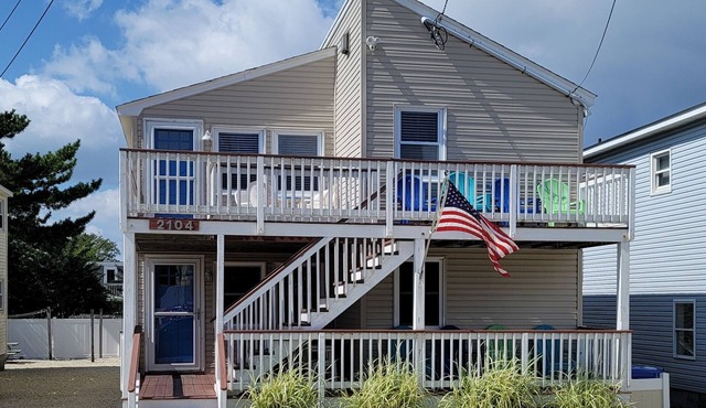 Beach Haven Shore House duplex - family friendly location short walk to beach