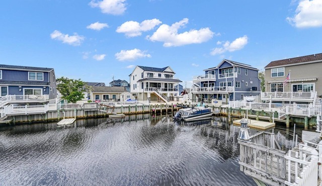 Beach Haven West New Construction! 4 Br 4 Ba