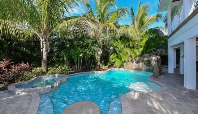 Beach Haven~Waterslide! Pool/Spa