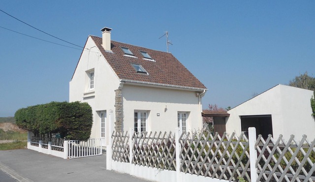 Beach holiday home in the sand dunes.