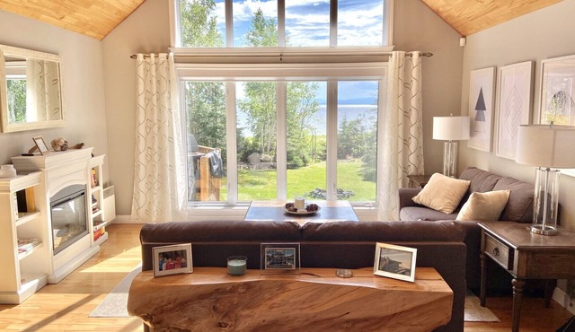 Beach Home Getaway - Your Private Beach Retreat!