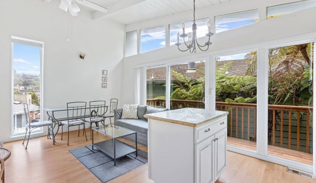 Beach home just a few steps away from Rio Del Mar Beach!