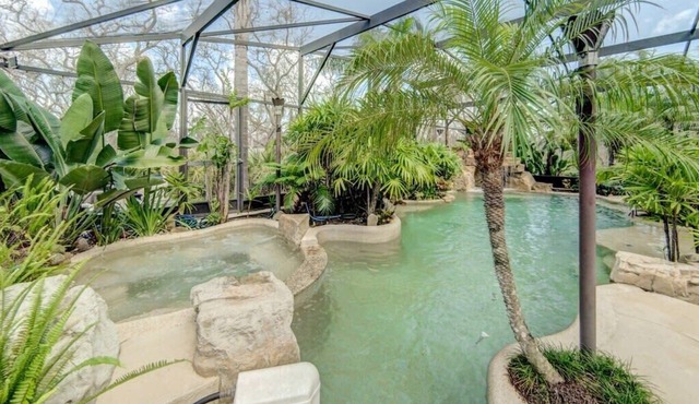 Beach Home with Amazing Oasis Pool, Spa, Waterfall, Fire Pit, Bikes