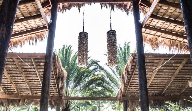 beach hotel & club house, Playa Palenque