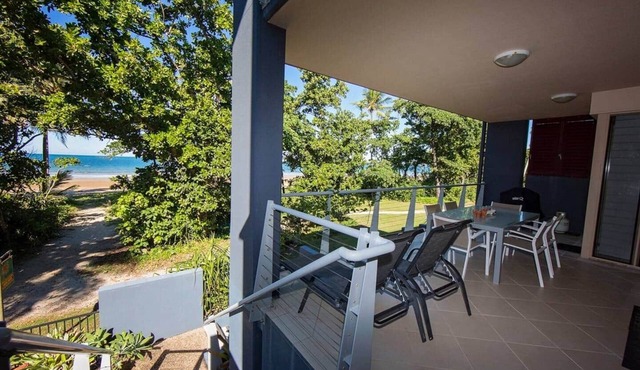 Beach House Apartment No 7 - Fabulous Location