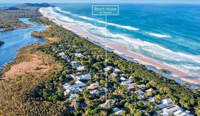 Beach House at Tallows - pet-friendly 4 BR retreat