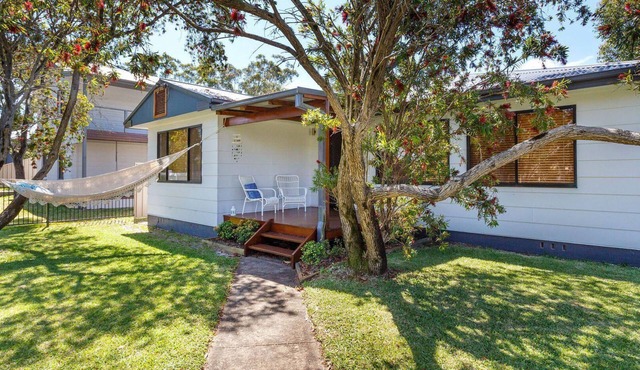 Beach House - Australian Coastal Style Beach House