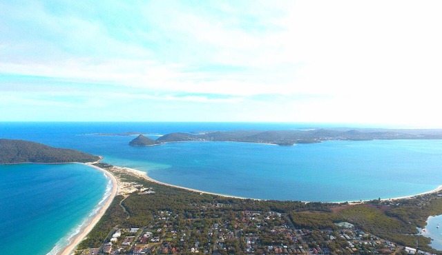 Beach House - Australian Coastal Style Beach House