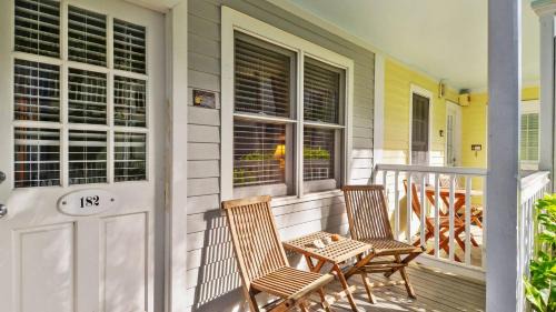 Beach House Condo by AvantStay Communal Pool Gated Community Great Location Month Long Stays