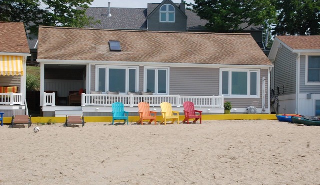 BEACH House/Cottage; one of a kind. Private.