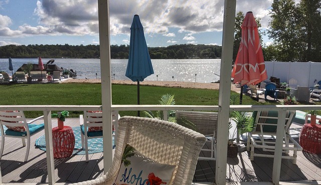 Beach House Getaway on South Lake Leelanau