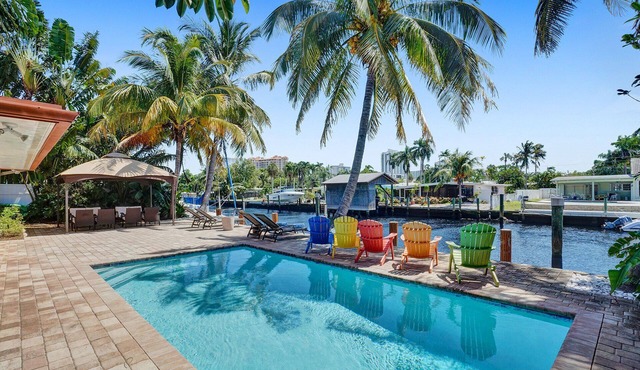 Beach House - Heated Pool - Waterfront - Steps to the Beach