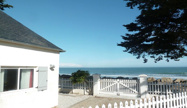 Beach House ! idyllic setting for your holidays