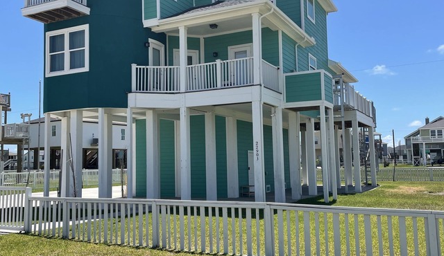 Beach house in West End Galveston